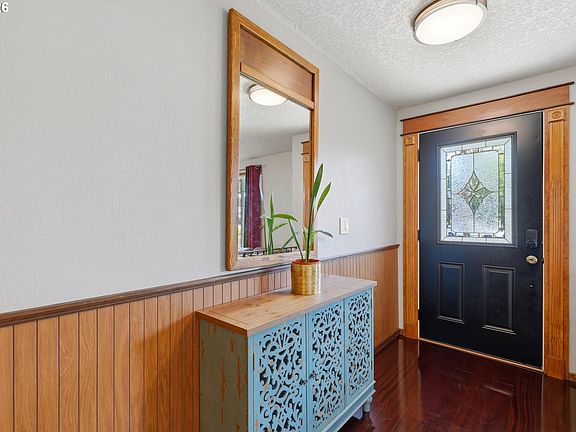 4th image of 19365 SW Clarion Ct