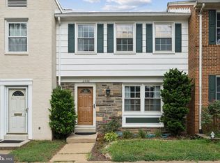 8406 Thompson Rd, Annandale, VA 22003
