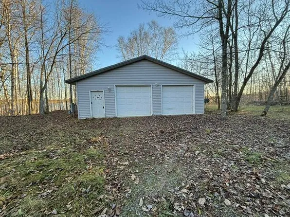 596 Columbo St, Bovey, MN 55709