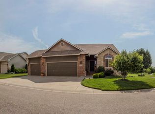 1018 S Rue St, Wichita, KS 67207