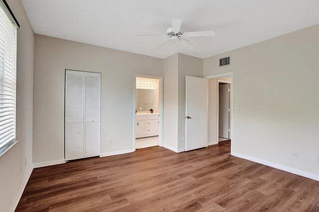 10581 NW 57th Ct — Photo 29