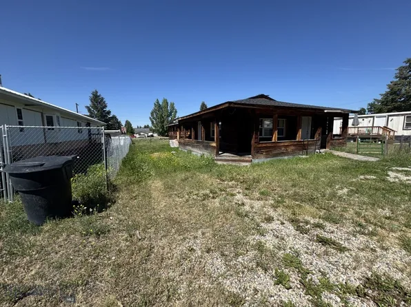 1023 Montana Ave, Deer Lodge, MT 59722