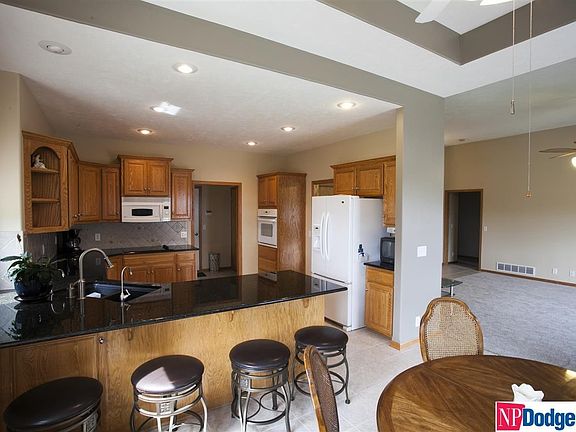 5th image of 17309 Josephine St