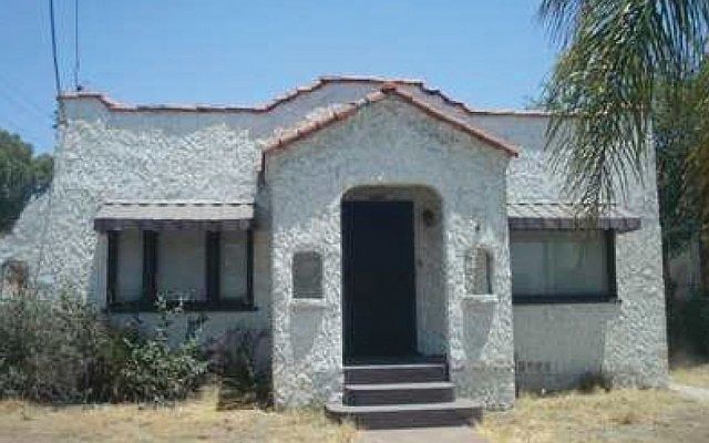 1st image of 2584 Lime Ave