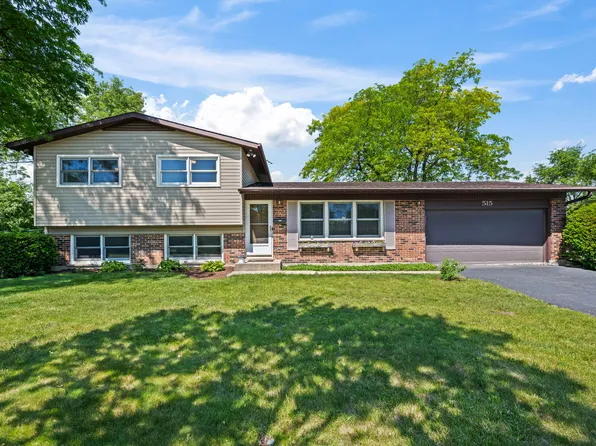 515 W Tanglewood Dr, Arlington Heights, IL 60004