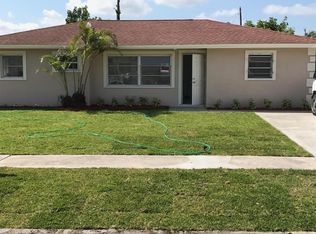 5570 S 36th St, Greenacres, FL 33463