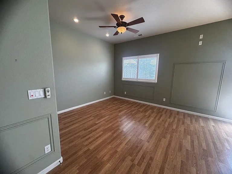 1349 Table Mountain Dr — Photo 9
