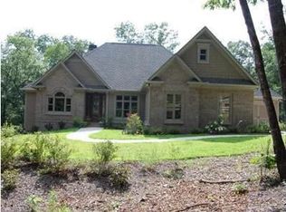 977 Pigeon Creek Dr, Dawsonville, GA 30534