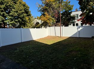 28 Sheffield St, Jersey City, NJ 07305