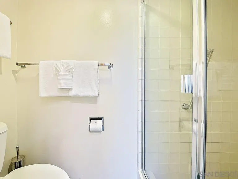 1520 Virginia Way — Photo 23