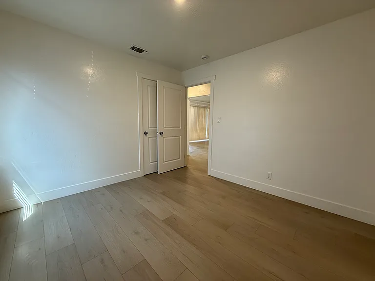 1400 McAllister Ave — Photo 8