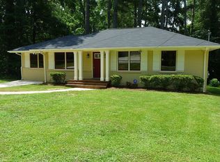 2779 Fairlee Dr, Decatur, GA 30032