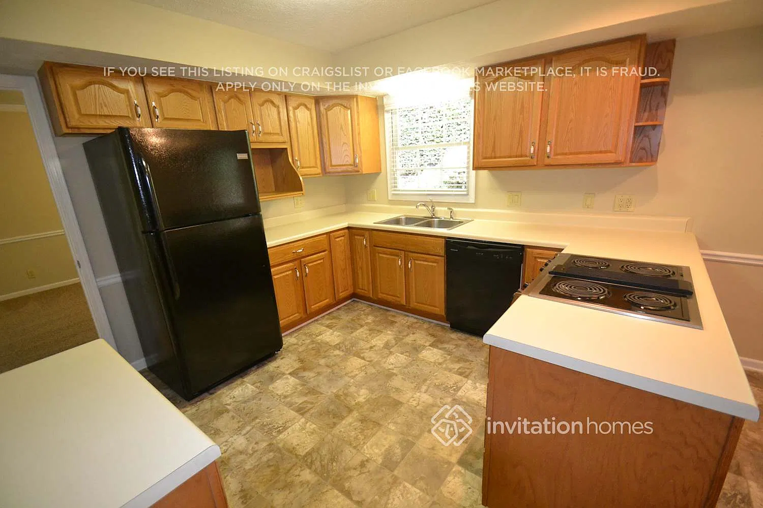 257 Lamplighter Ln SE Marietta, GA 30067 — Photo 4