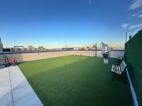 154 Lenox Road image 11 of 22