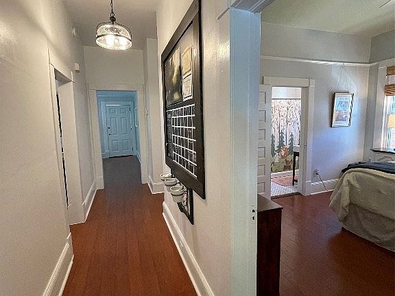 5th image of 2037 Saint Charles Ave