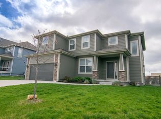805 W Fountain St, Gardner, KS 66030