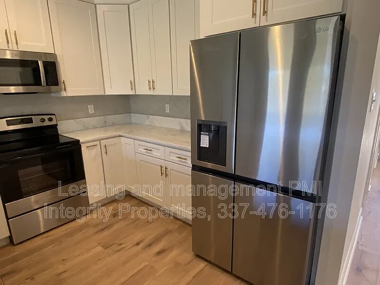 8550 Cat Rd #B — Photo 4