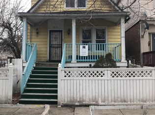 5621 S Perry Ave, Chicago, IL 60621