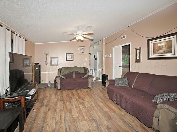 4th image of 11450 Aires Dr
