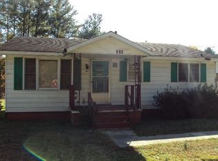 105 Maynard Lake Rd, Erwin, NC 28339