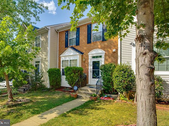 2nd image of 2801 Brier Pond Cir