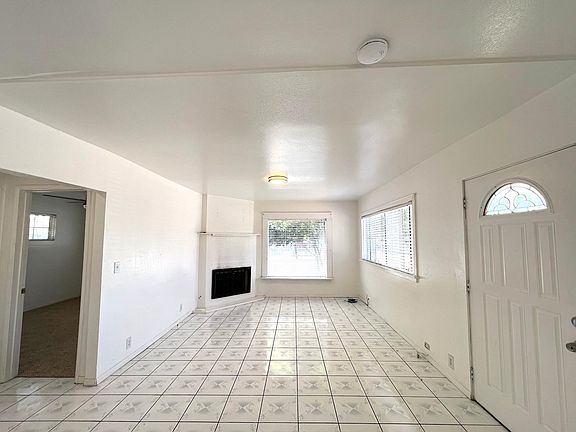 5th image of 11538 Eucalyptus Ave APT A