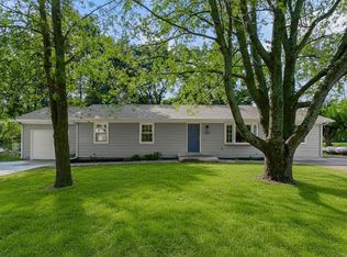 19110 S Sunray Dr, Spring Hill, KS 66083