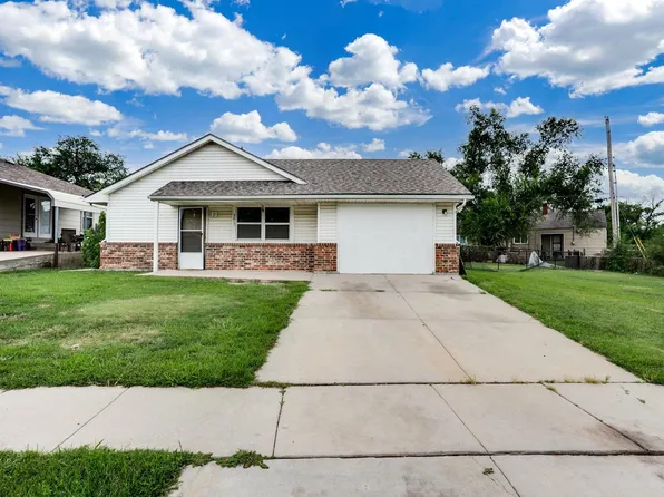 3017 E Shadybrook Ln, Wichita, KS 67214