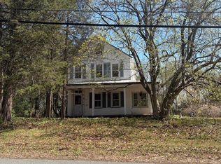 125 Milton Rd, Oak Ridge, NJ 07438