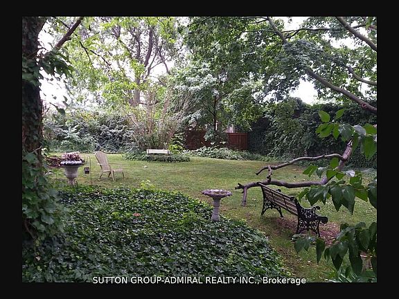 4th image of 5411 Portage Rd