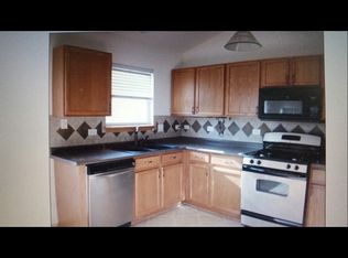 1303 Creekside Cir, Minooka, IL 60447