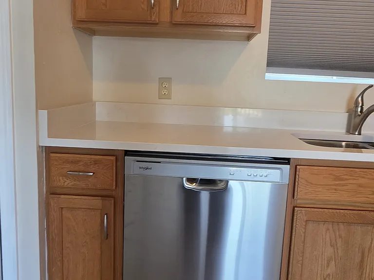 1801 Culvers Dr — Photo 10