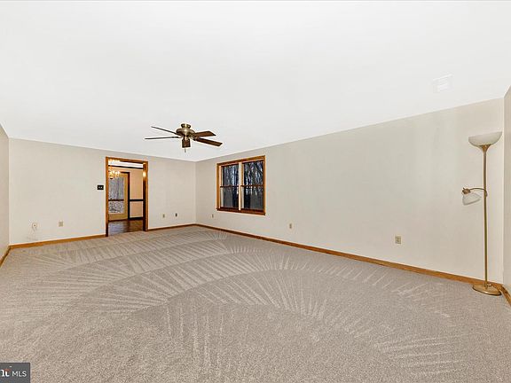 3rd image of 24607 Hells Delight Rd