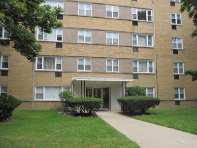 2025 W Granville Ave #B102, Chicago, IL, 60659