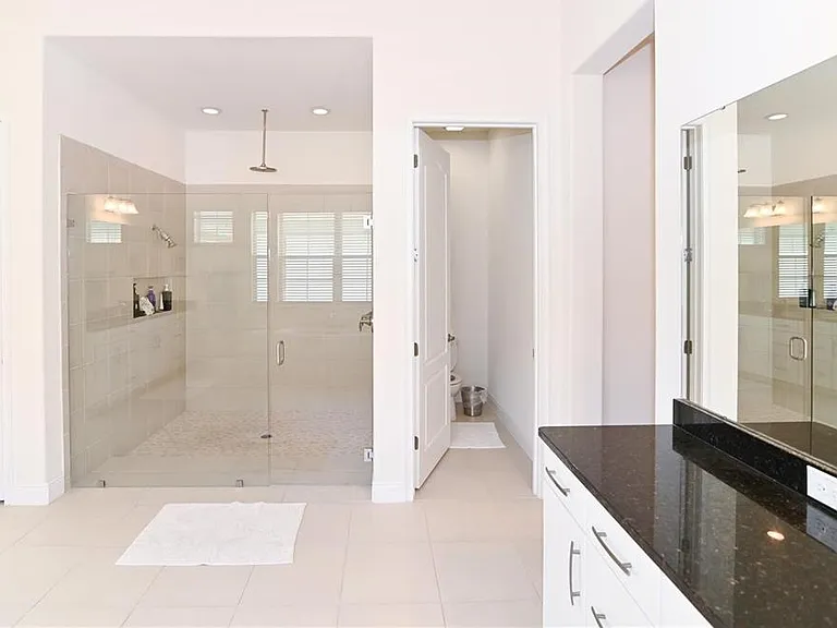 15704 Marina Bay Dr — Photo 33
