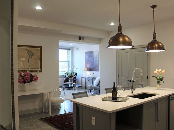 4th image of 9 Buttles Ave APT 303