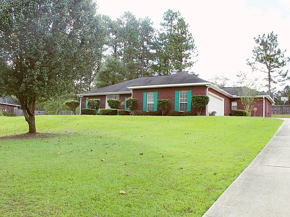 5th image of 610 Lucky Leaf Dr