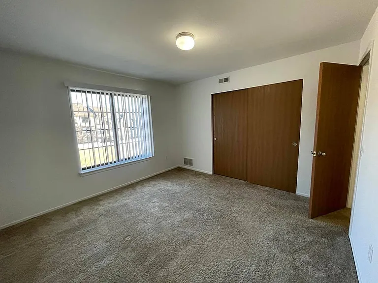 Thornridge Apartments — Photo 62