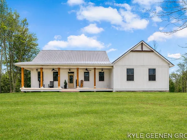 312 48th Ave, Zeeland, MI 49464