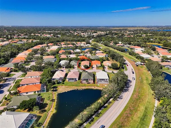 7012 Goldrush Ln, University Park, FL 34201