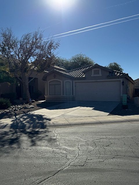 1st image of 42815 W Sunland Ct