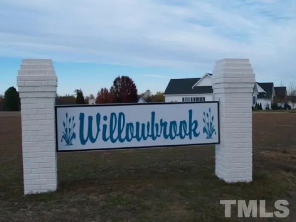 195 Curr Well Dr, Benson, NC 27504