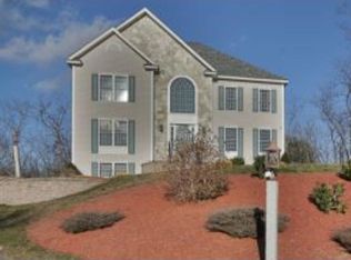 29 Duston Rd, Windham, NH 03087