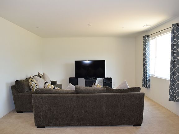 4th image of 870 Santona Ct