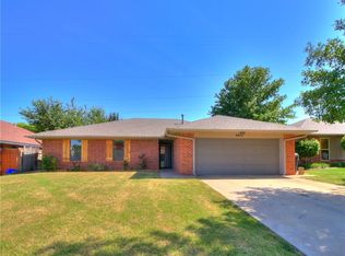 6812 Elk Canyon Rd, Oklahoma City, OK 73162