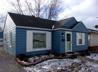 392 W 18th St, Holland, MI 49423