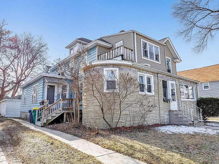 811 Elmore St #2 — Photo 2