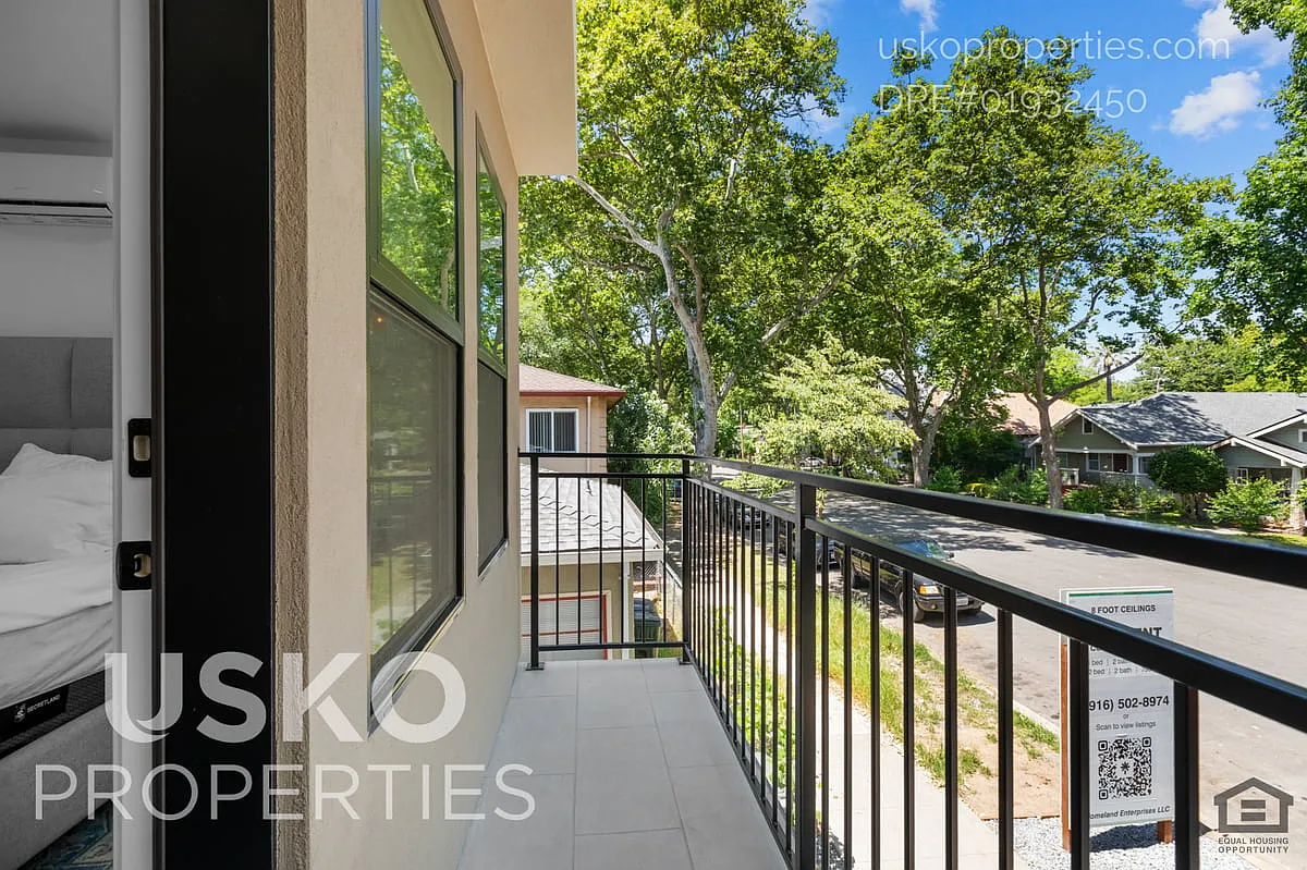 2824 D Street — Photo 4
