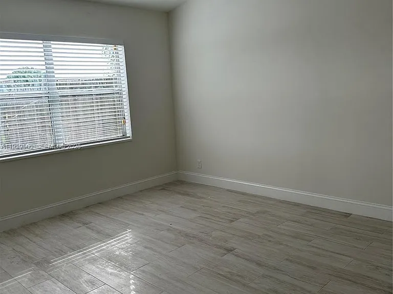 9841 Ridgecreek Rd — Photo 28