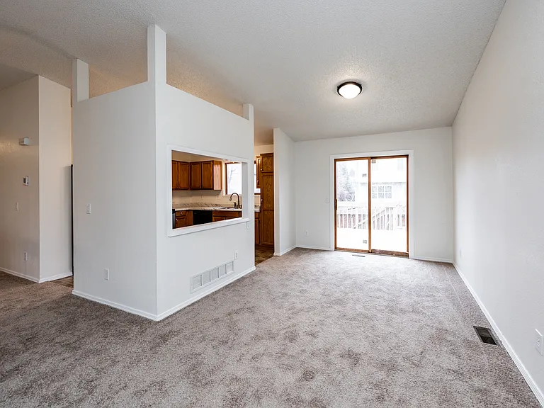 5160 Alton Dr — Photo 9